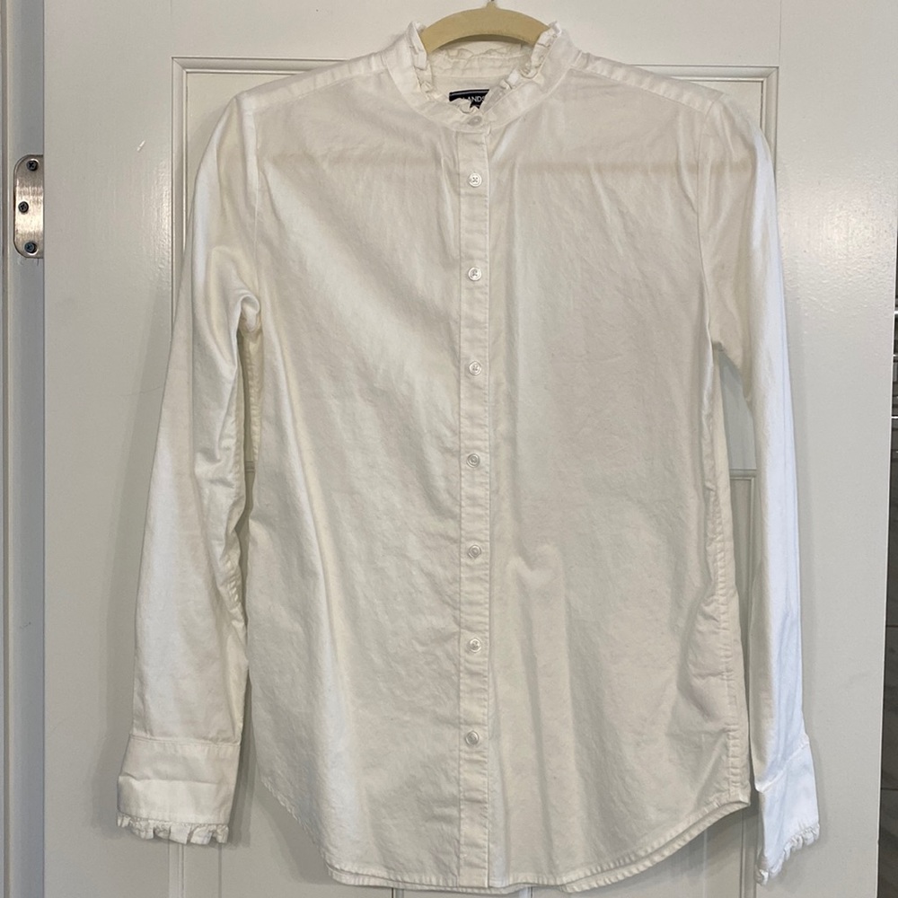 VGUC Land’s End Ruffle Button Down Size 2